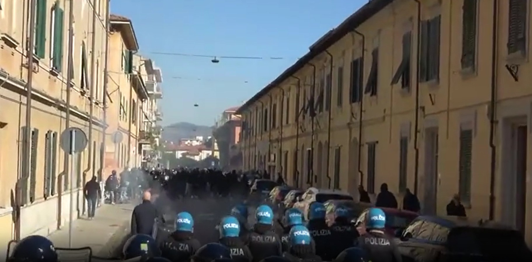Scontri Pisa Verona, arrestati 5 ultras dell’Hellas Scontri Pisa Verona, arrestati 5 ultras dell’Hellas