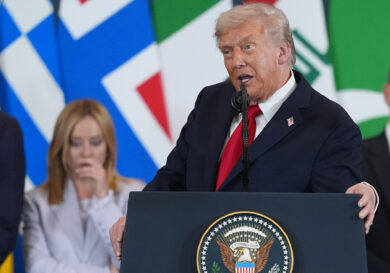 Dazi Usa, Trump rilancia video su Meloni: “Cerca accordo diretto”. Palazzo Chigi: “La trattativa la conduce la Commissione Ue”