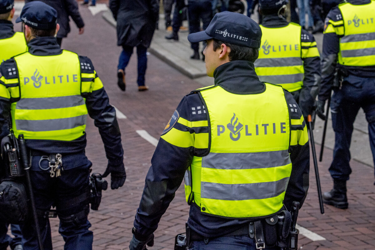 Arrestati a Eindhoven 180 tifosi del Napoli per aver “provocato disordini”