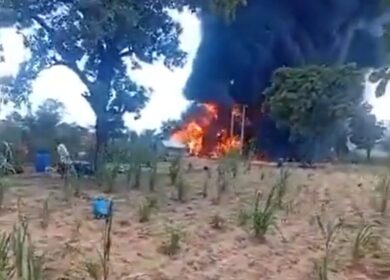 Nigeria, esplode autocisterna: almeno 30 morti e 40 feriti