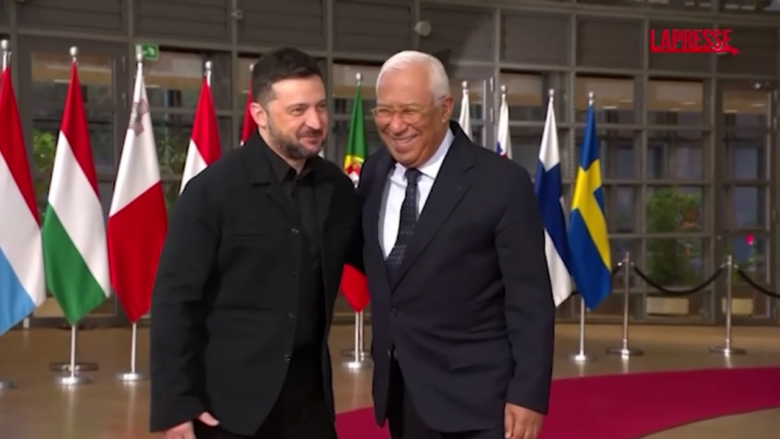 Ucraina, Zelensky: "Cessate fuoco possibile, fare più pressione su Mosca"