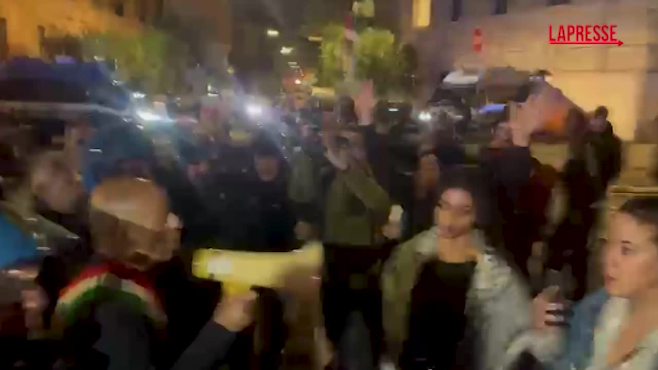Roma, manifestazione pro Pal: le trattative con la polizia, poi le tensioni