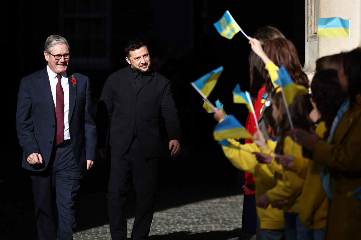 Ucraina, Zelensky a Londra per incontrare la ‘Coalizione dei volenterosi’ Ucraina, Zelensky a Londra per incontrare la ‘Coalizione dei volenterosi’