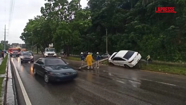 L'uragano Melissa si abbatte sui Caraibi: le immagini degli allagamenti