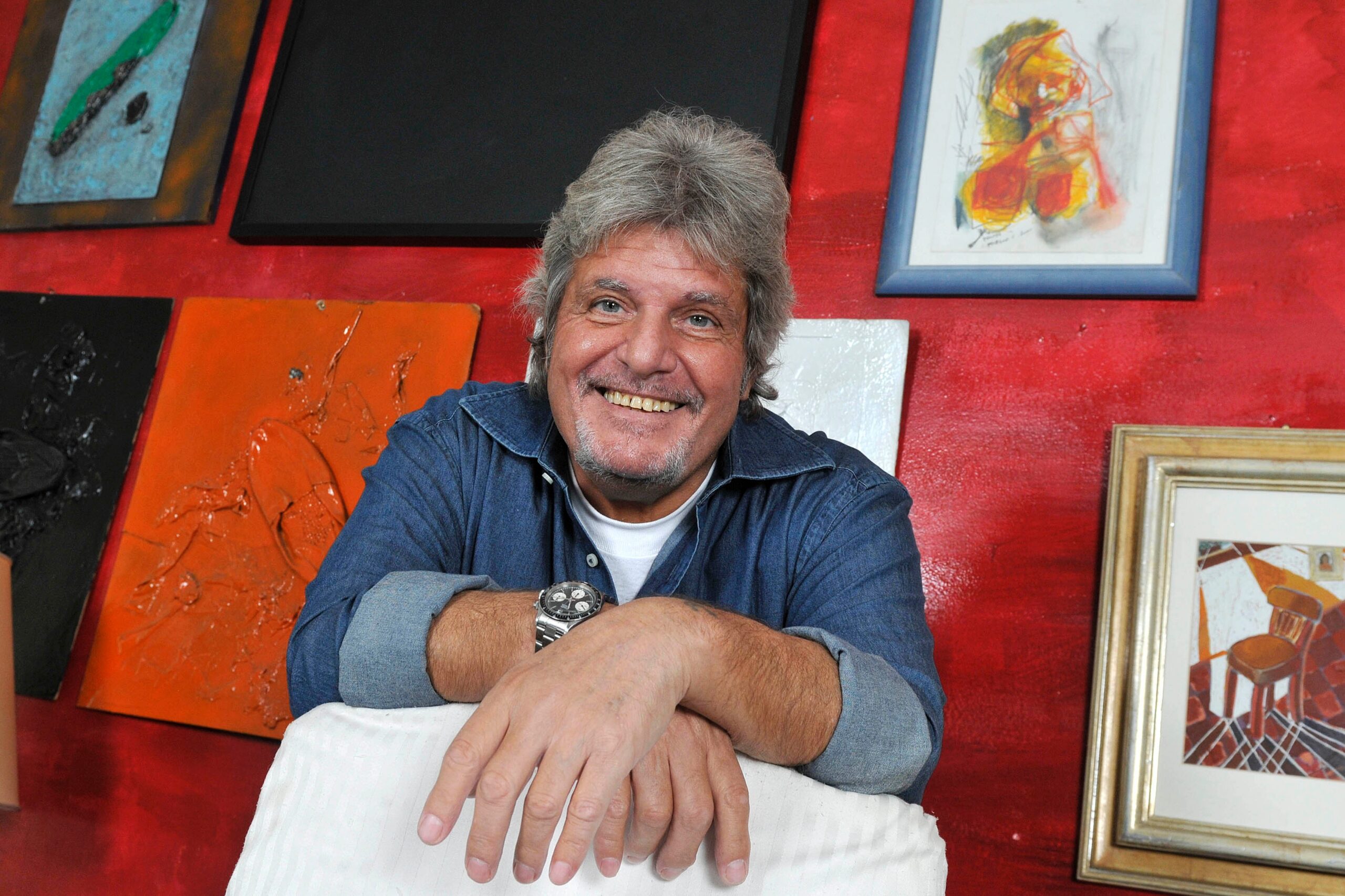 Addio a Mauro Di Francesco, morto a 74 anni uno dei volti più amati della commedia italiana Addio a Mauro Di Francesco, morto a 74 anni uno dei volti più amati della commedia italiana