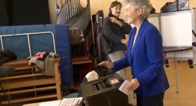 Irlanda, Connolly sarà la nuova presidente: la rivale ammette sconfitta alle elezioni