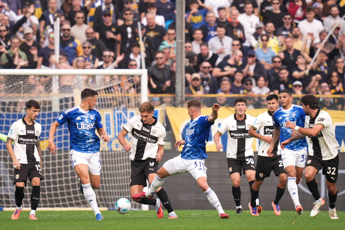 Serie A, l’Udinese batte 3-2 il Lecce. 0-0 tra Parma e Como