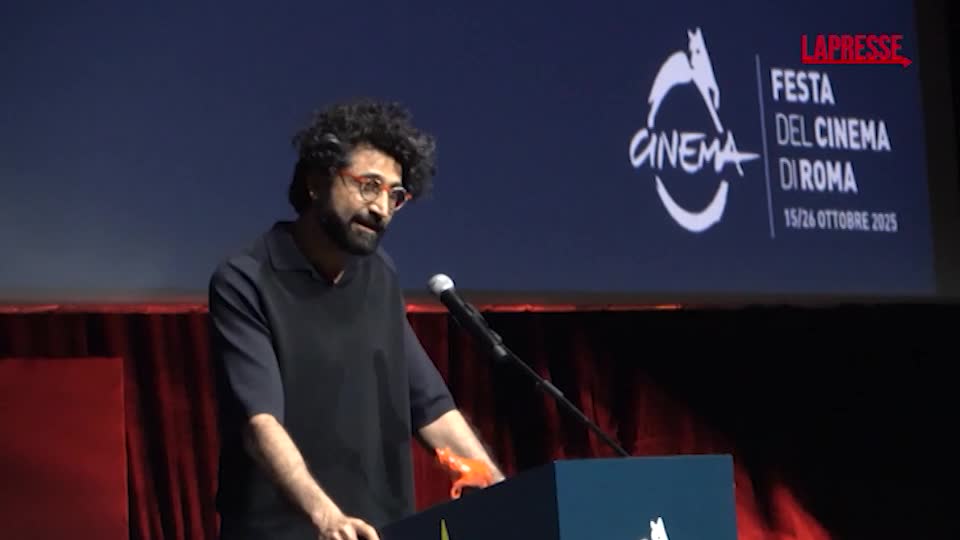 Festa Cinema Roma 2025, Alireza Khatami su Gaza: “Non c’è neutralità nel genocidio” Festa Cinema Roma 2025, Alireza Khatami su Gaza: “Non c’è neutralità nel genocidio”