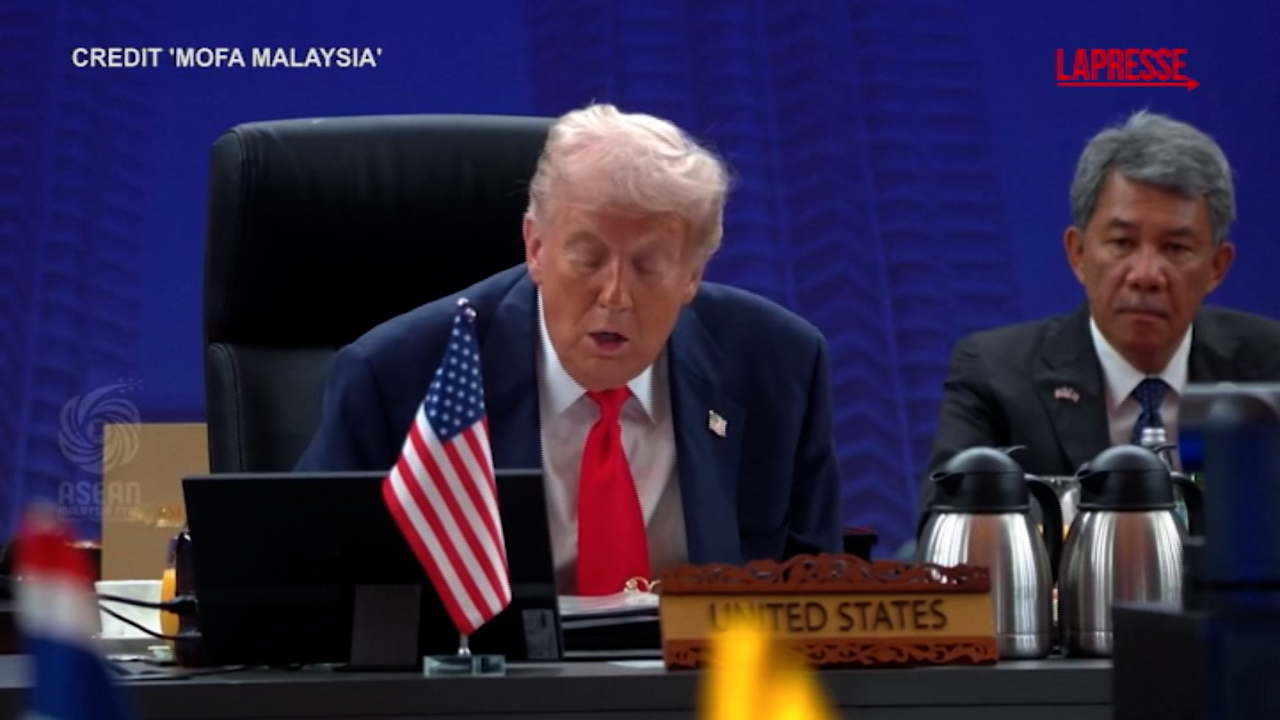 Trump in Asia, il presidente Usa all Trump in Asia, il presidente Usa all