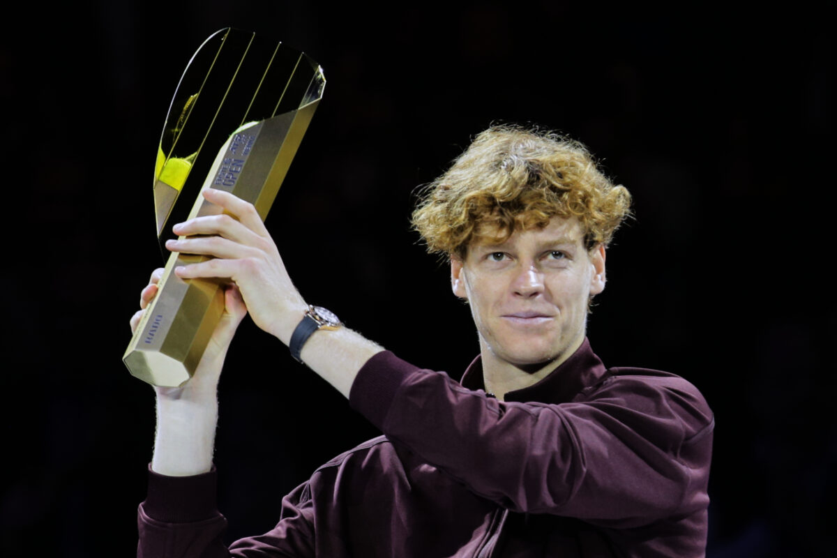 Atp Vienna 2025, trionfa Jannik Sinner: ribaltato Zverev in finale Atp Vienna 2025, trionfa Jannik Sinner: ribaltato Zverev in finale