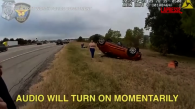 Texas, neonato estratto vivo da un’auto ribaltata: il salvataggio