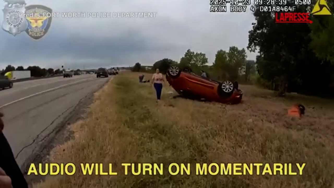 texas neonato estratto vivo da un8217auto ribaltata il salvataggio da Lapresse.it texas neonato estratto vivo da un8217auto ribaltata il salvataggio