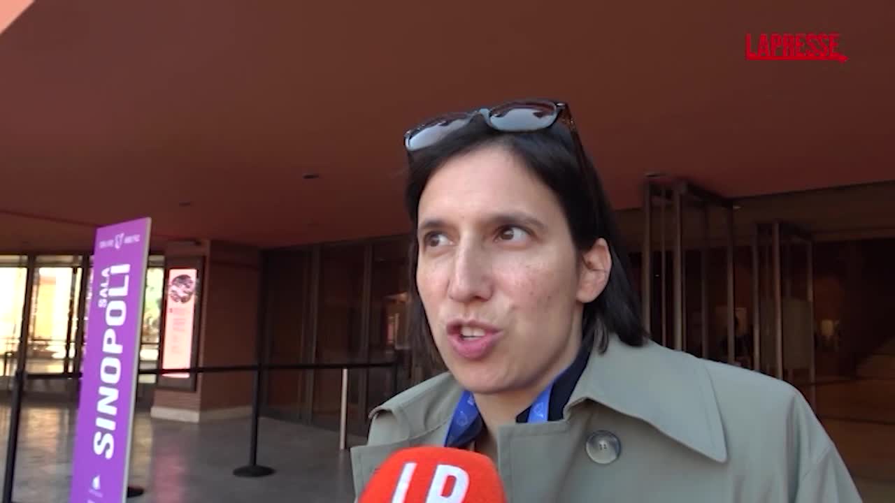 Ucraina, Schlein: "Non possiamo delegare tutto a Trump e alle sue telefonate" Ucraina, Schlein: "Non possiamo delegare tutto a Trump e alle sue telefonate"