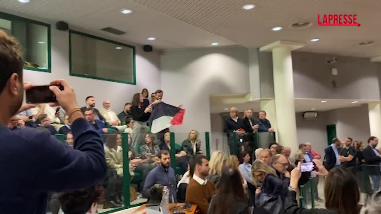Gaza, Consiglio Marche: incursione Pro Pal nella prima seduta Gaza, Consiglio Marche: incursione Pro Pal nella prima seduta
