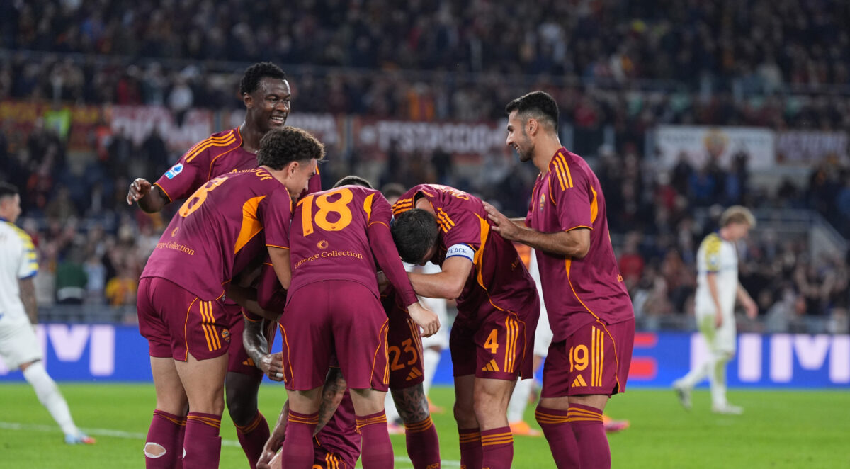 Serie A, Roma Parma 2 1: giallorossi in vetta con il Napoli Serie A, Roma Parma 2 1: giallorossi in vetta con il Napoli