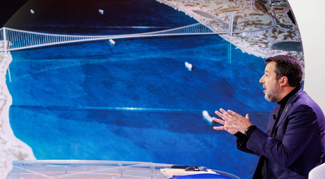 Ponte Stretto, Corte Conti nega visto di legittimità a delibera Cipess. Insorgono Meloni e Salvini Ponte Stretto, Corte Conti nega visto di legittimità a delibera Cipess. Insorgono Meloni e Salvini