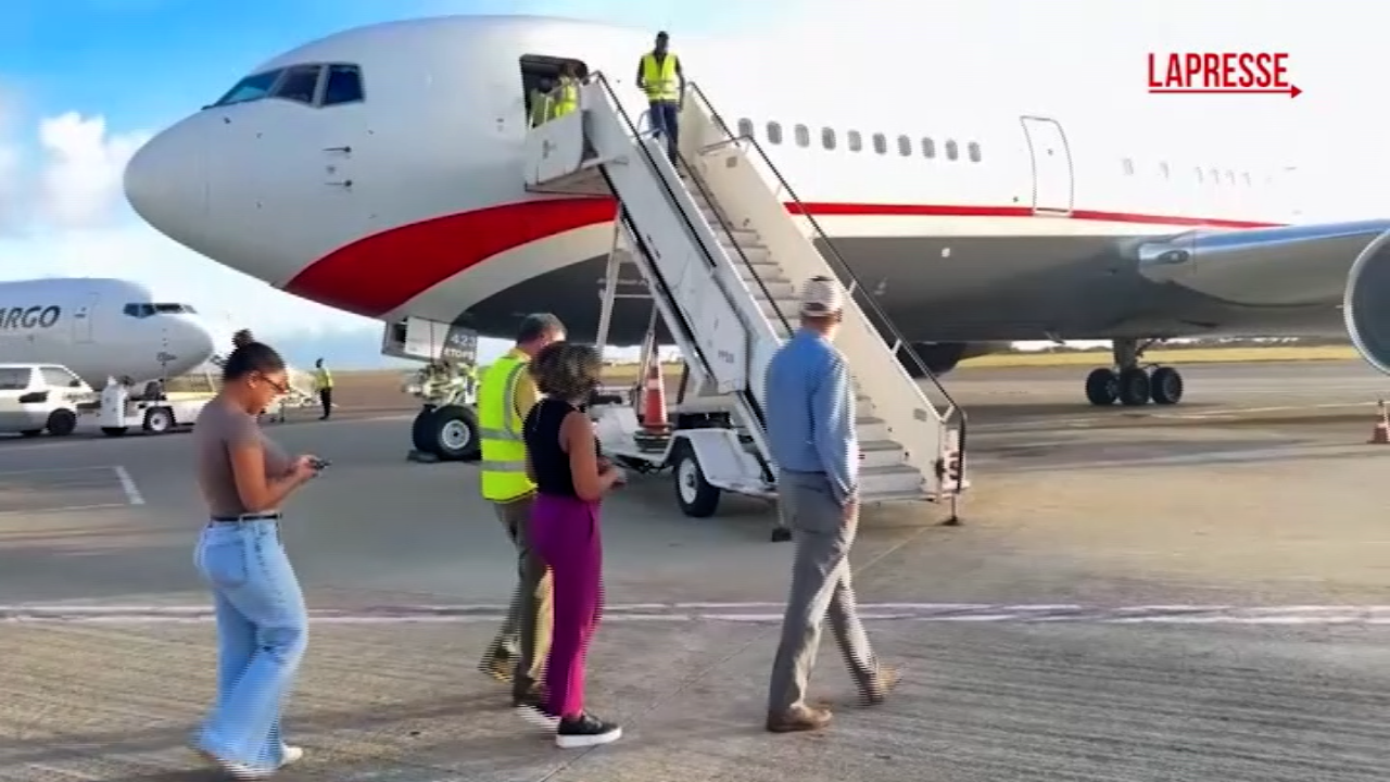 Giamaica, arrivano i primi aerei di aiuti dopo il passaggio dell Giamaica, arrivano i primi aerei di aiuti dopo il passaggio dell