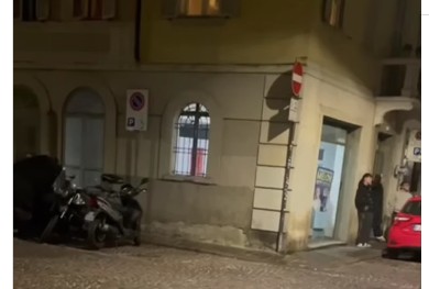 Parma, “Camicia nera trionferà”: bufera per cori fascisti nella sede di Fratelli d’Italia