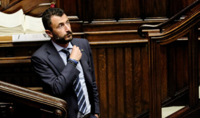 Caso Pozzolo, il deputato condannato a un anno e 3 mesi per sparo Capodanno