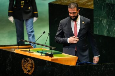 Siria, il presidente al-Sharaa in Usa il 10 novembre: previsto incontro con Trump