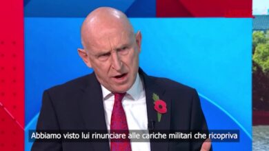 Regno Unito, ministro della Difesa: "Re Carlo vuole che suo fratello Andrea perda anche l'ultimo titolo militare"
