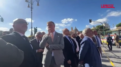 Crollo Torre dei Conti ai Fori Imperiali: sindaco Gualtieri e ministro Giuli sul posto