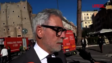 Crollo Torre dei Conti, Mollicone: "Apprensione per l'operaio sotto le macerie"