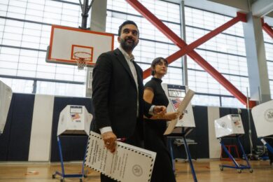 New York alle urne per scegliere il sindaco, occhi puntati su Zohran Mamdani