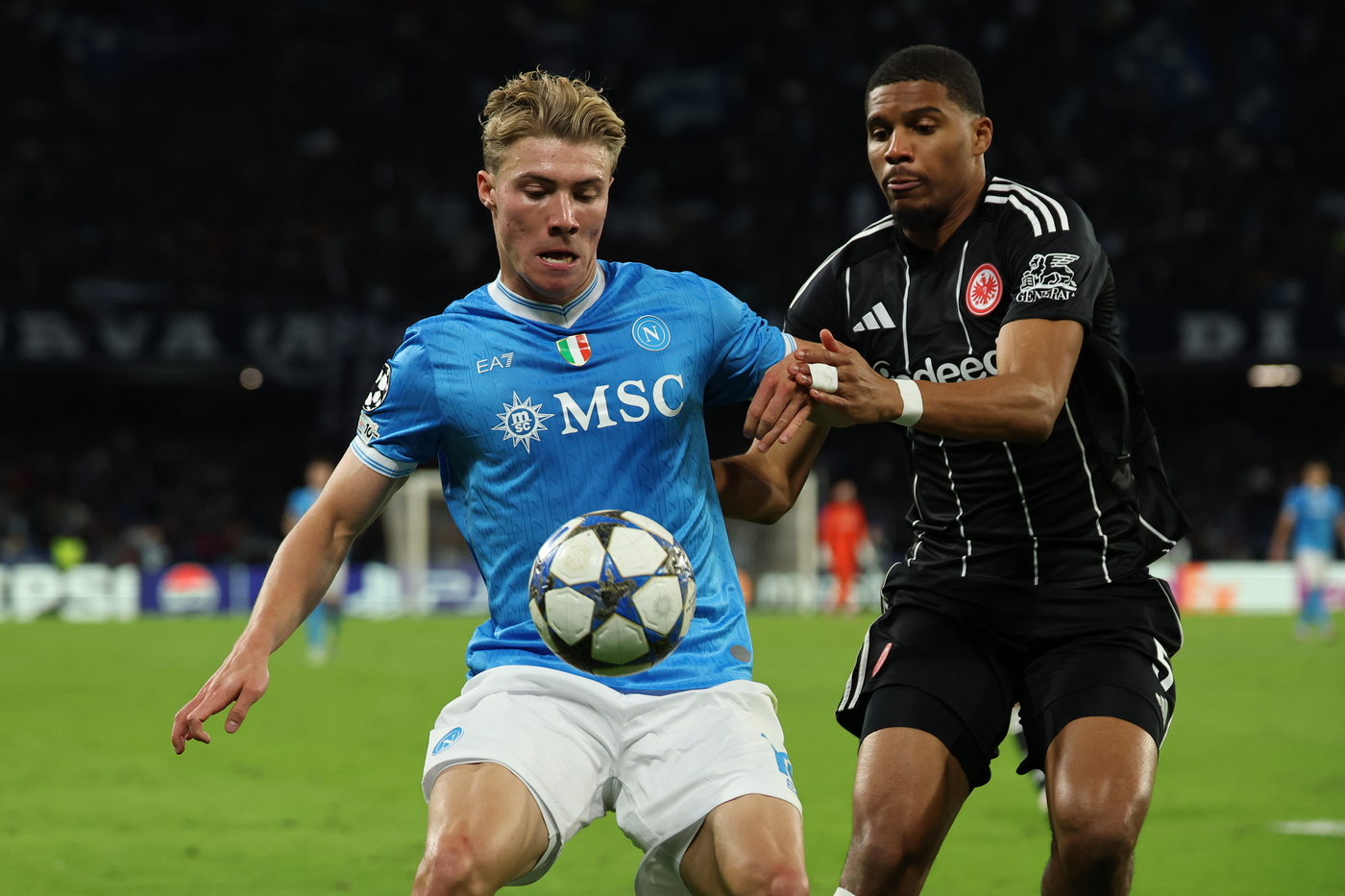 Champions League, Napoli Eintracht Francoforte finisce 0 0