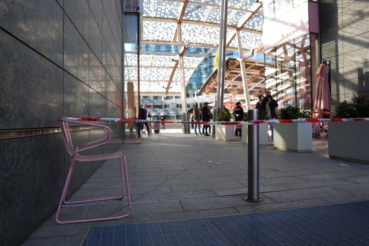 Donna accoltellata a Milano, la confessione dell’aggressore: “Vittima scelta a caso” Donna accoltellata a Milano, la confessione dell’aggressore: “Vittima scelta a caso”