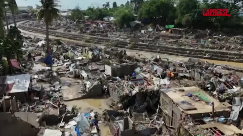 Filippine, il tifone Kalmaegi devasta l'arcipelago: oltre 65 morti