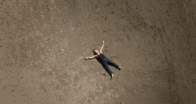 Piero Pelù tra disagio all’udito e impegno sociale: “Non ho paura di espormi”