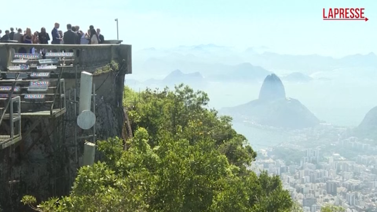 Brasile, il principe William visita il Cristo Redentore di Rio Brasile, il principe William visita il Cristo Redentore di Rio
