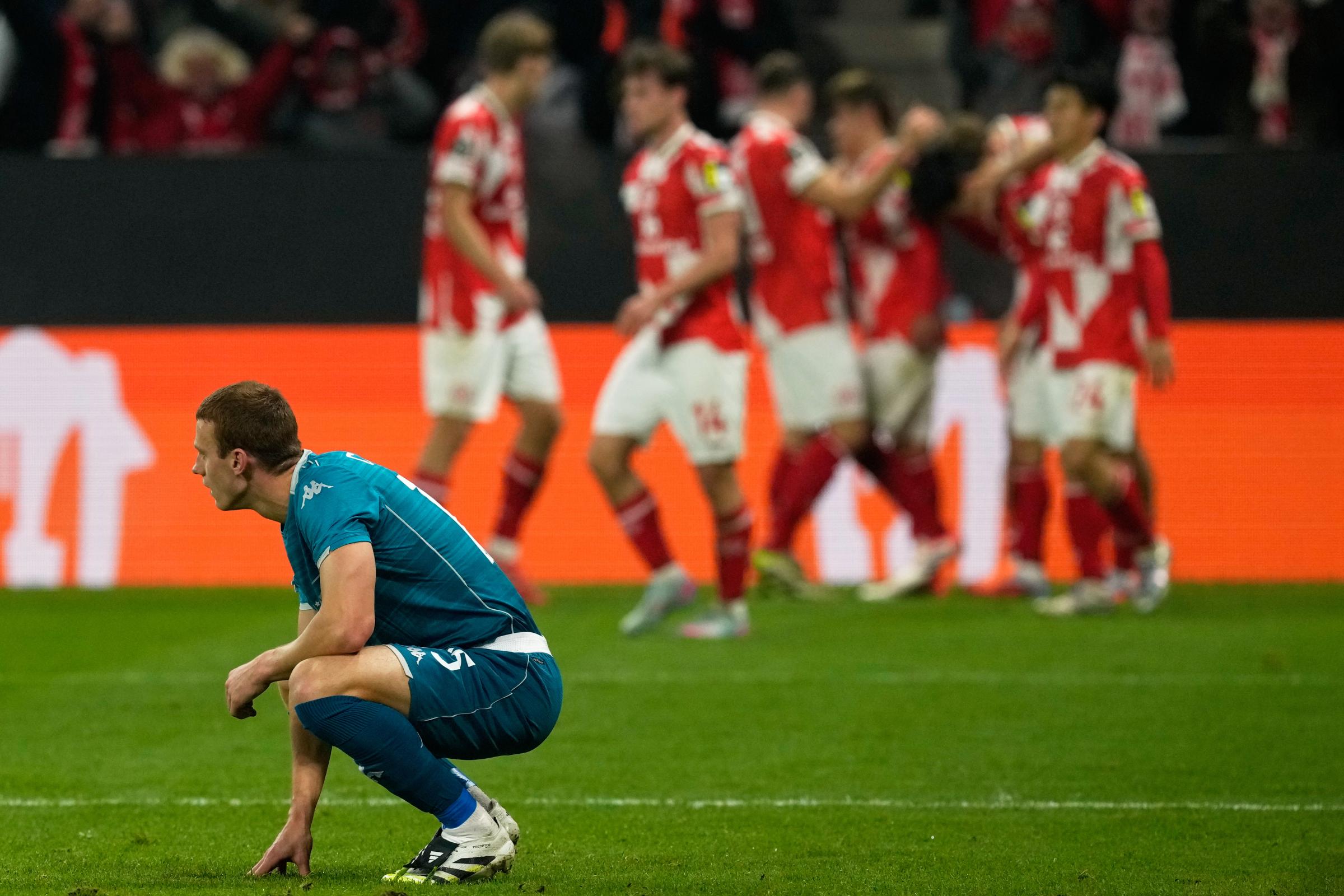 Conference League: Magonza-Fiorentina 2-1, viola beffati al 95′