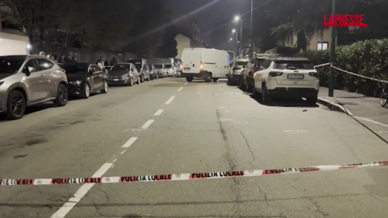 Travolto da un furgone a Milano, gravissimo 12enne: le immagini dal luogo dell'incidente