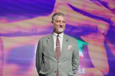 Giuli: “Recuperati 100 milioni per fondo cinema e audiovisivo”. La protesta del settore: “Non basta”