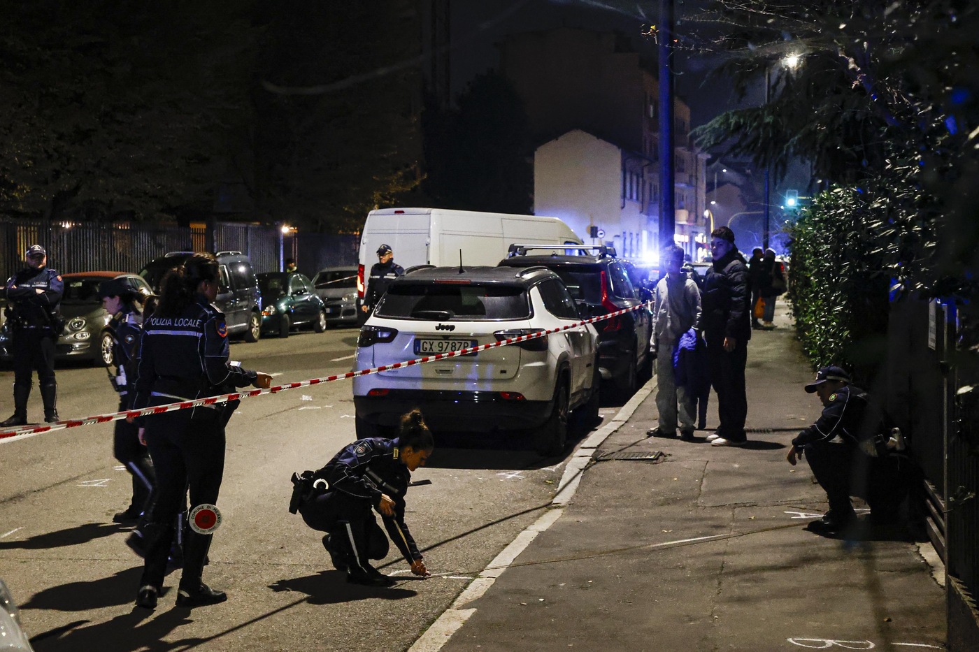 milano investiti due ragazzini di nove e 12 anni uno 232 gravissimo da Lapresse.it milano investiti due ragazzini di nove e 12 anni uno 232 gravissimo