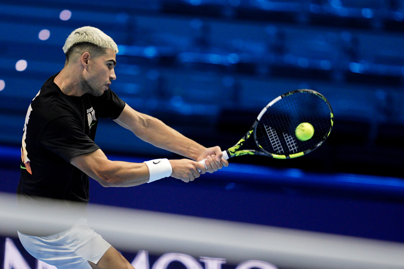 Atp Finals 2025, esordio vincente per Alcaraz: De Minaur sconfitto in due set Atp Finals 2025, esordio vincente per Alcaraz: De Minaur sconfitto in due set