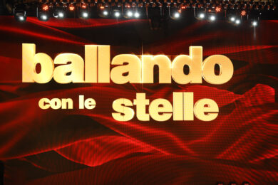 Ballando con le stelle l’8 novembre: Delogu in dubbio, Fialdini ci prova