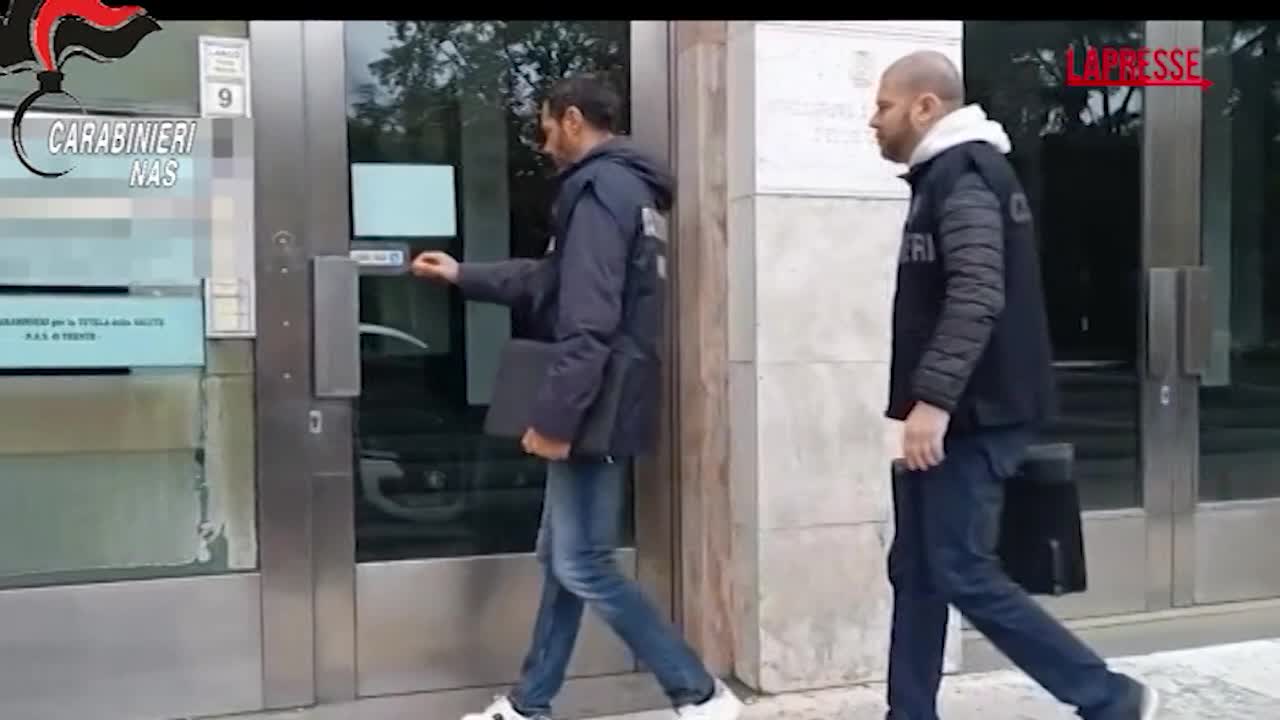 Trento, Nas arrestano medico di famiglia dopo circoncisioni abusive Trento, Nas arrestano medico di famiglia dopo circoncisioni abusive