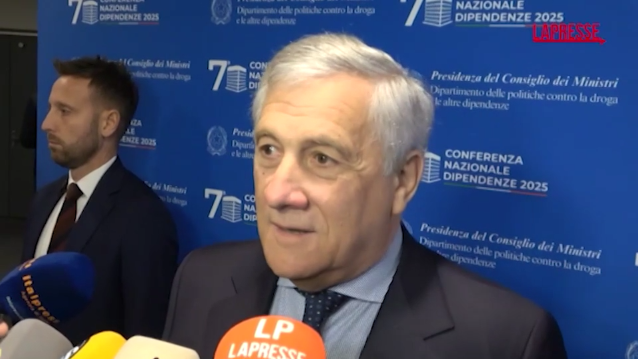 Manovra, Tajani: "Cgil isolata nel mondo del lavoro per mire politiche di Landini" Manovra, Tajani: "Cgil isolata nel mondo del lavoro per mire politiche di Landini"