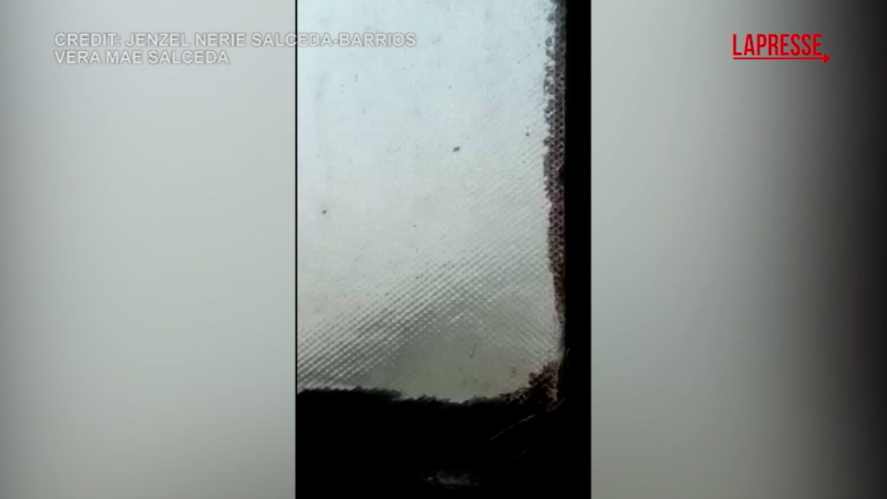 Filippine colpite da tifone Fung wong: le raffiche di vento a oltre 200 km/h Filippine colpite da tifone Fung wong: le raffiche di vento a oltre 200 km/h