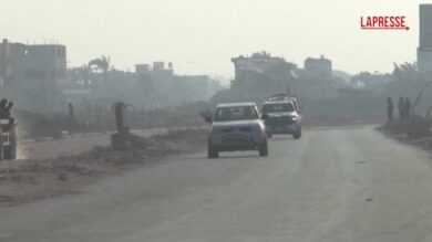 Gaza, i resti di un ostaggio sui veicoli della Croce Rossa: sarebbero di Hadar Goldin