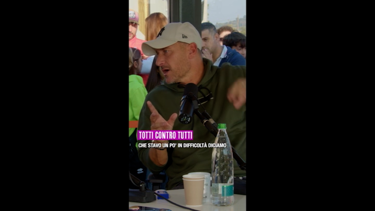 totti si racconta nel podcast di cattelan fine carriera come se giocassi contro tutto da Lapresse.it totti si racconta nel podcast di cattelan fine carriera come se giocassi contro tutto