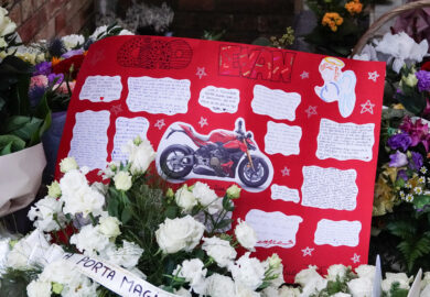 Andrea Delogu ricorda il fratello Evan a ‘La porta magica’: “Trasformare dolore in amore per la vita”