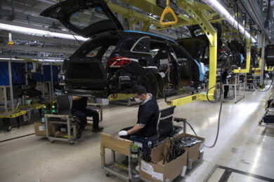 Industria, Istat: “A settembre produzione +2,8% su mese, +1,5% su anno”