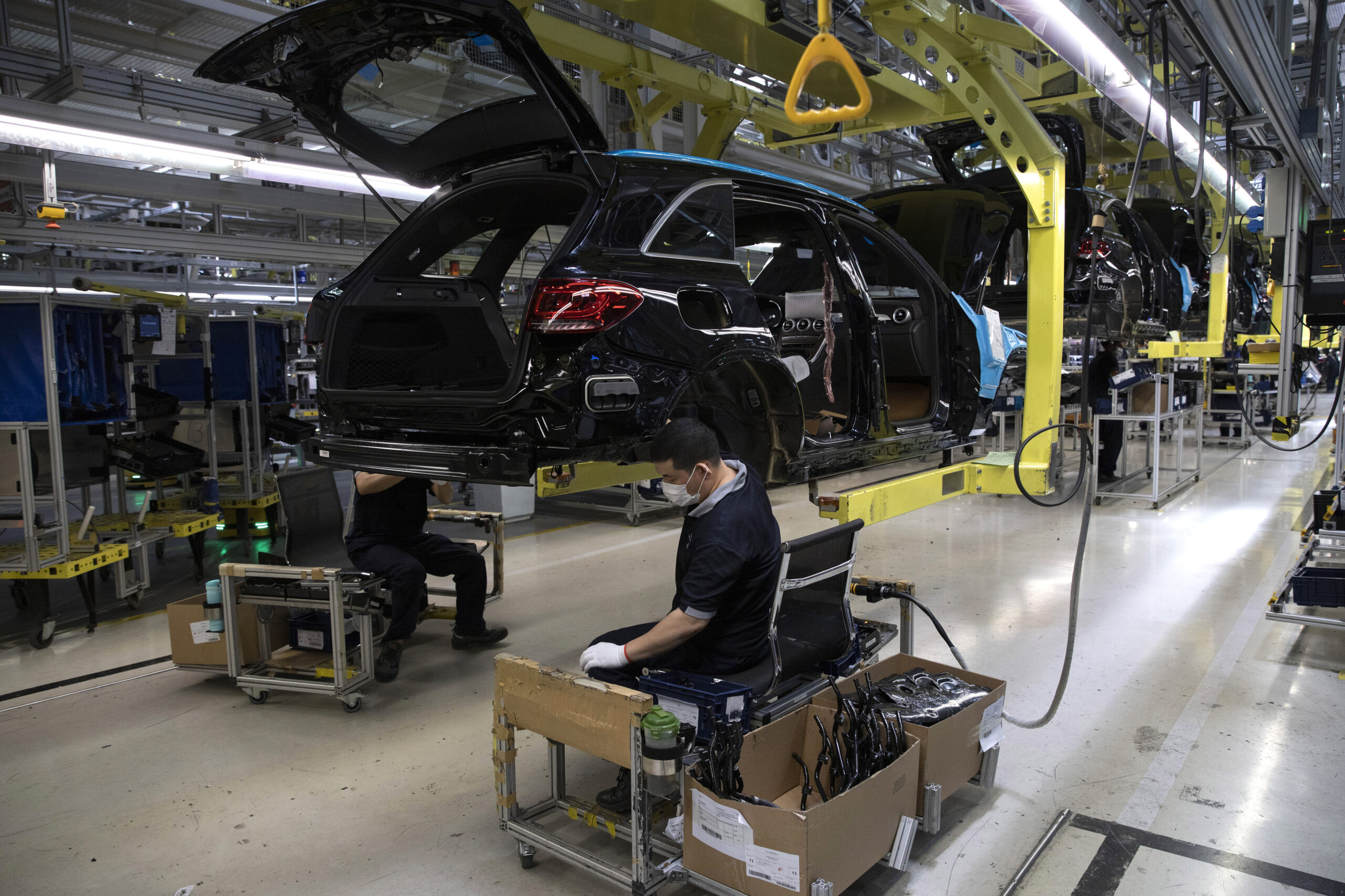 Industria, Istat: “A settembre produzione +2,8% su mese, +1,5% su anno”