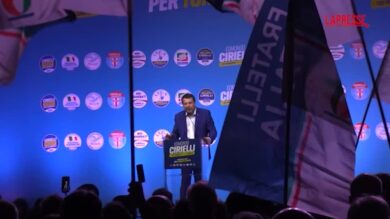 Regionali Campania, Salvini: "A Fico affiderei solo chiavi della barca"