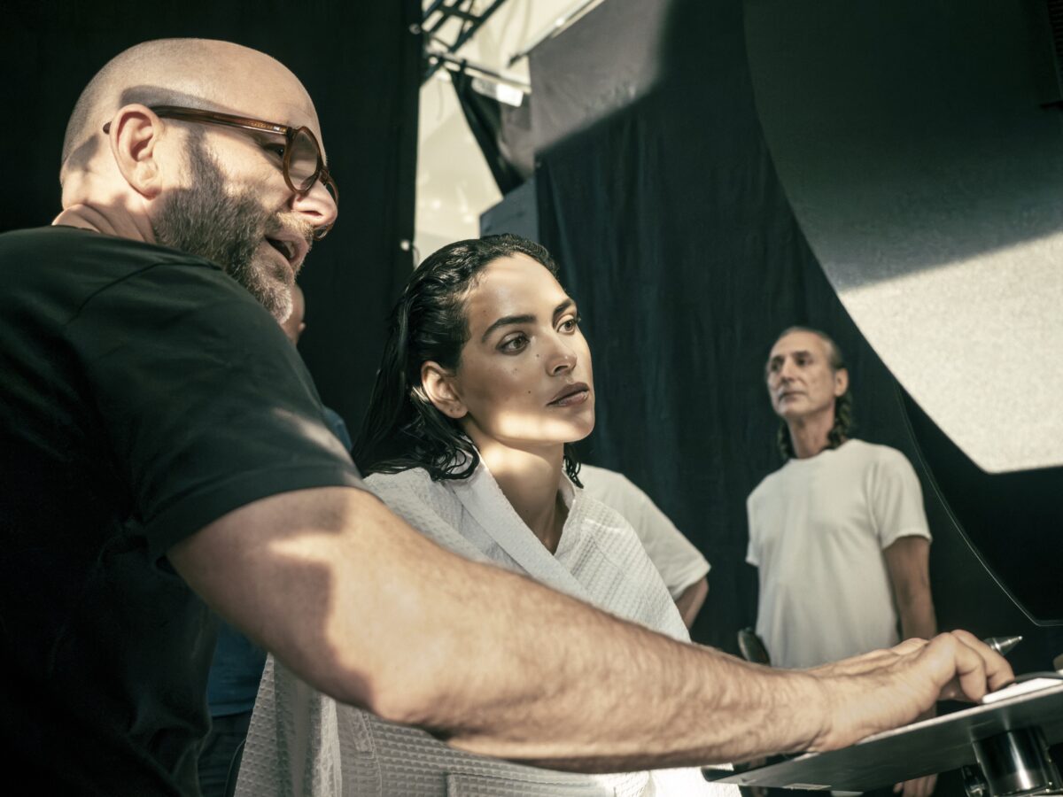 Galleria foto 'Calendario Pirelli 2026, anche Luisa Ranieri e Irina Shayk in The Cal: le foto' - foto 3