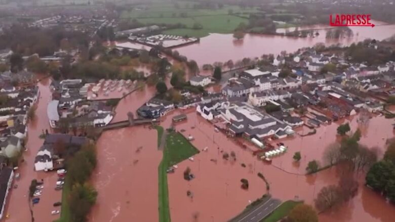 Galles, la tempesta Claudia provoca inondazioni al confine con l'Inghilterra